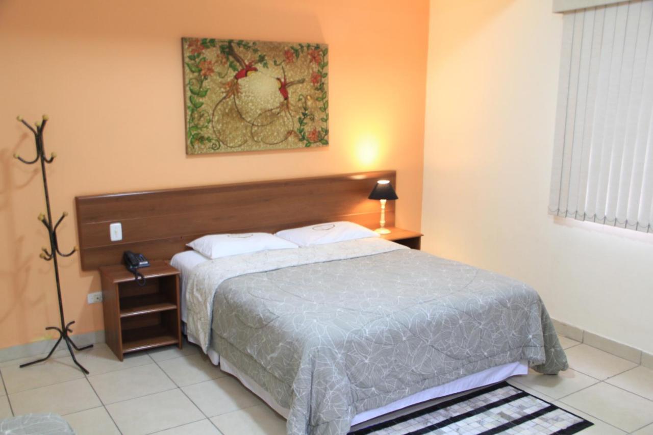 Hotel Valparaiso - Metro Paraiso E 800M Da Av Paulista Inn